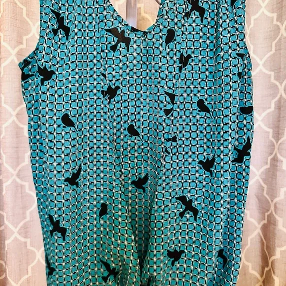 🌻Reitmans Blue and Black Blouse with Lace Trim - Picture 2 of 8